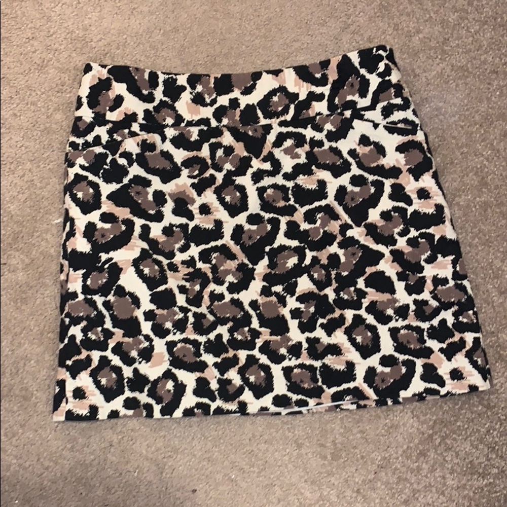 Loft Animal Print Skirt with Pockets - Size 6